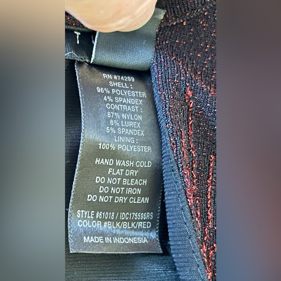 Dressy Dress from Enfocus Studio Size 8 - Black and Red - Sparkly - Picture 4 of 10